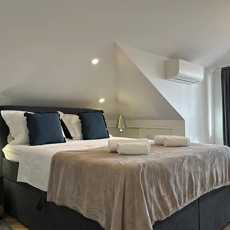 Apartamento Penthouse Bavis - Brand New Luxurious 3-br - Location In The Center Next To The - Sea View - Buralux Properties Split
