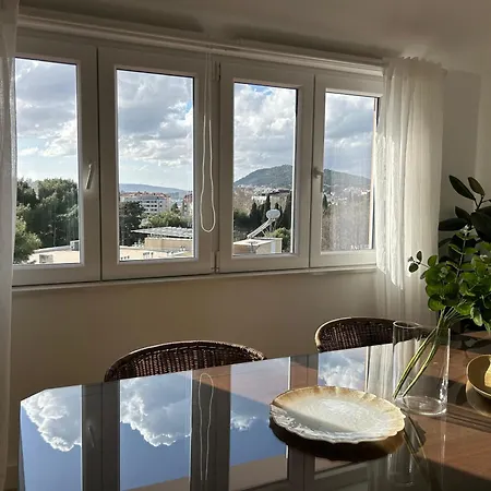 Penthouse Bavis - Brand New Luxurious 3-br - Location In The Center Next To The - Sea View - Buralux Properties Apartamento Split
