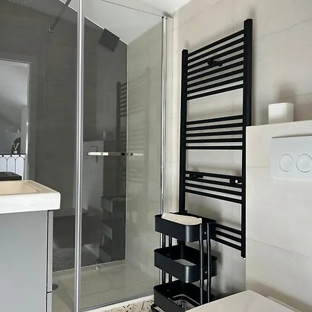 Apartamento Penthouse Bavis - Brand New Luxurious 3-br - Location In The Center Next To The - Sea View - Buralux Properties Split