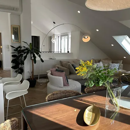 Penthouse Bavis - Brand New Luxurious 3-br - Location In The Center Next To The - Sea View - Buralux Properties * Split