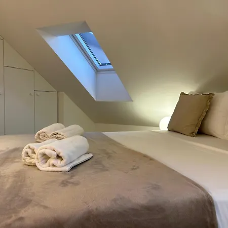 아파트 Penthouse Bavis - Brand New Luxurious 3-br - Location In The Center Next To The - Sea View - Buralux Properties *