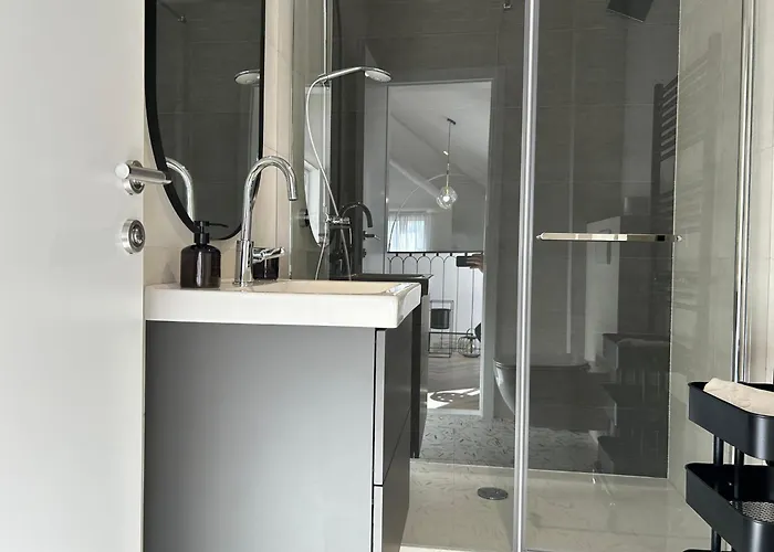 Penthouse Bavis - Brand New Luxurious 3-br - Location In The Center Next To The - Sea View - Buralux Properties *