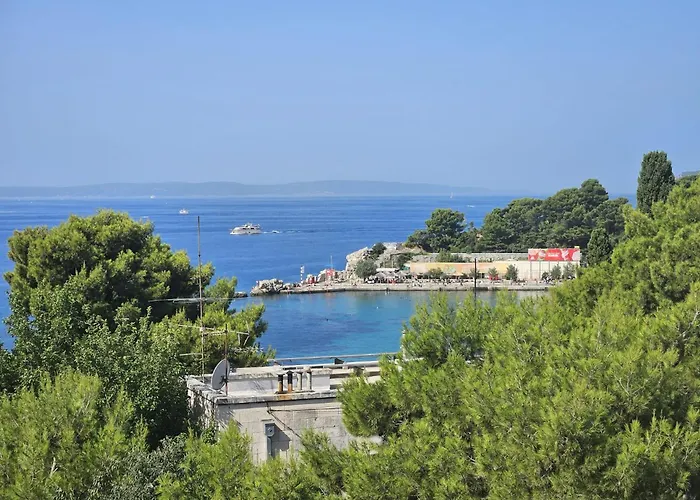 Penthouse Bavis - Brand New Luxurious 3-br - Location In The Center Next To The - Sea View - Buralux Properties